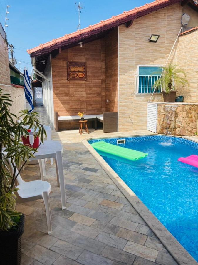 プライア・グランデ Casa Moderna E Aconchegante Com Opcao De Piscina Aquecida Cobrado A Parte, Area Gourmet Com Churrasqueira Em Deck Coberto, Lareira Na Sala A Apenas 50 Metros Da Praiaヴィラ エクステリア 写真